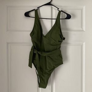 Target swimsuit. Shade & Shore